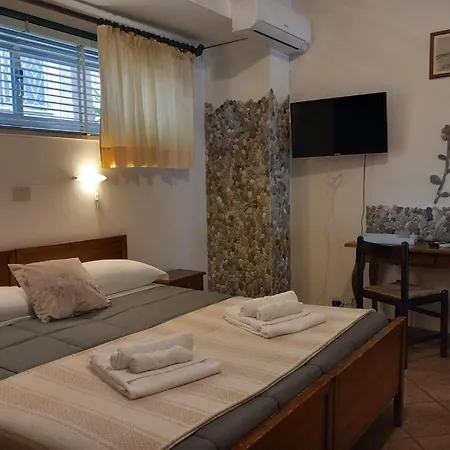 Sole Mare Bed & Breakfast